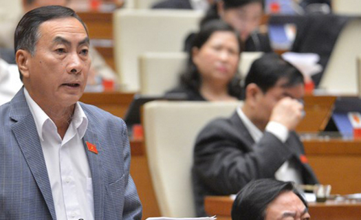 Xây dựng lực lượng 